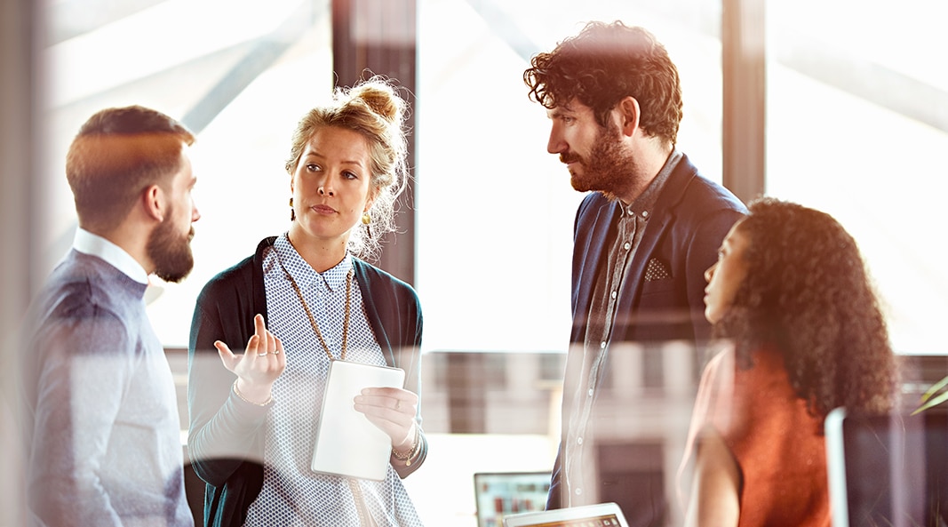 セキュリティ サイロを解消してユーザーの安全を確保